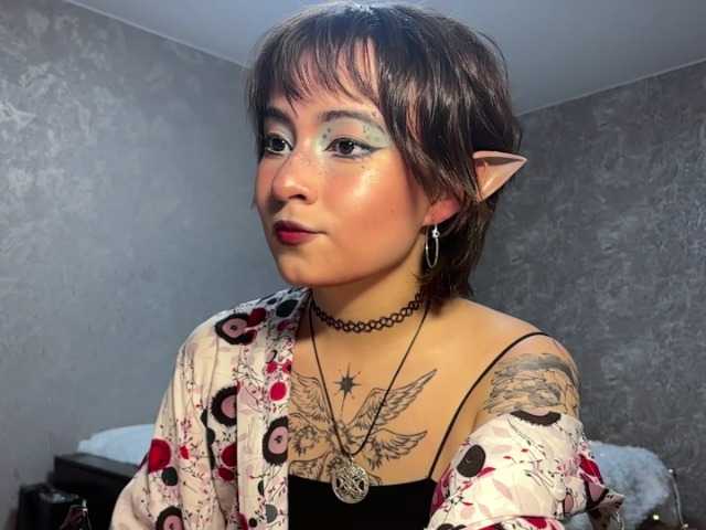 ShuPiela live cam on BongaCams