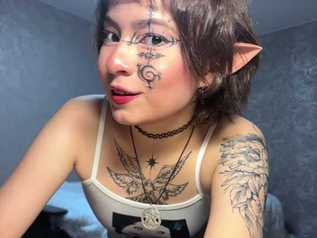 ShuPiela live cam on BongaCams
