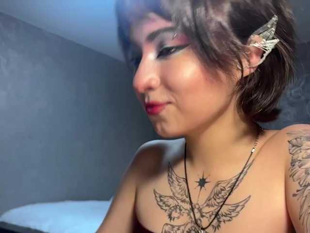 ShuPiela live cam on BongaCams