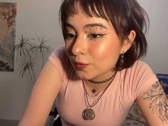 ShuPiela live cam on BongaCams