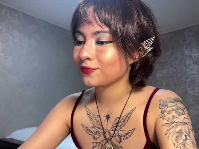 ShuPiela live cam on BongaCams