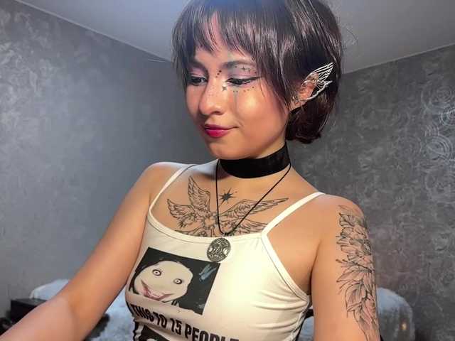 ShuPiela live cam on BongaCams
