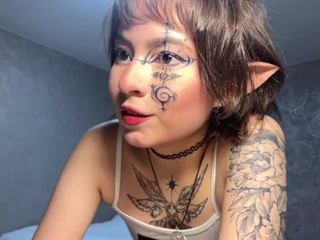 ShuPiela live cam on BongaCams