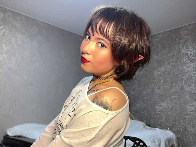 ShuPiela live webcam show