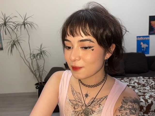 ShuPiela live cam on BongaCams