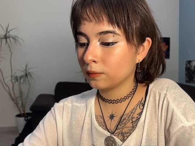 ShuPiela live cam on BongaCams