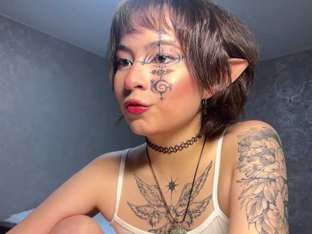 ShuPiela live cam on BongaCams
