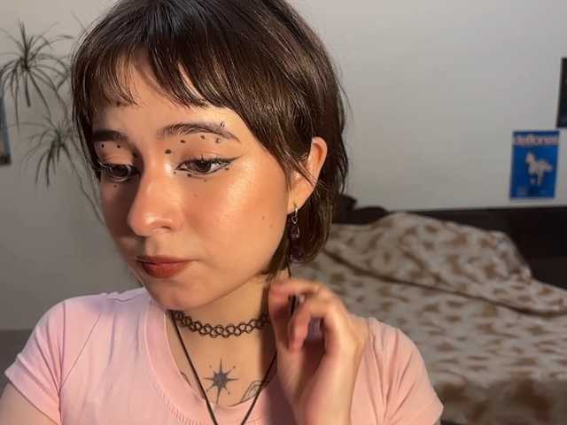 ShuPiela, en vivo ahora en BongaCams