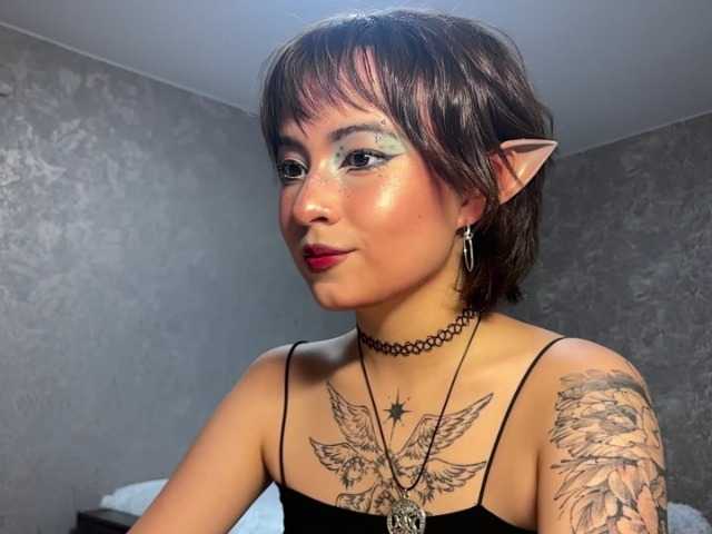 ShuPiela live cam on BongaCams