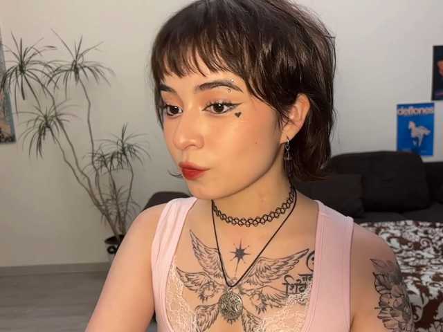 ShuPiela live cam on BongaCams