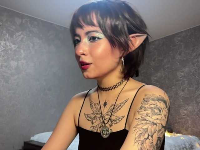 ShuPiela live cam on BongaCams