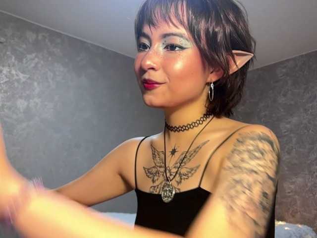 ShuPiela live cam on BongaCams