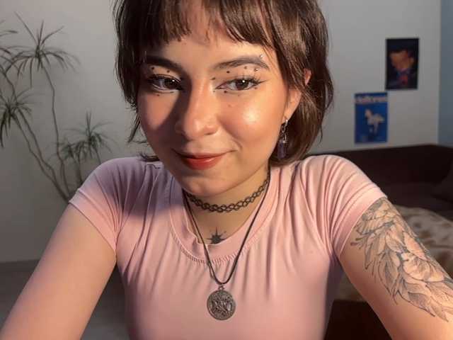 ShuPiela, en vivo ahora en BongaCams