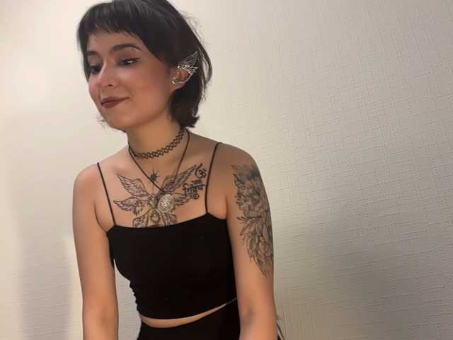 ShuPiela live cam on BongaCams
