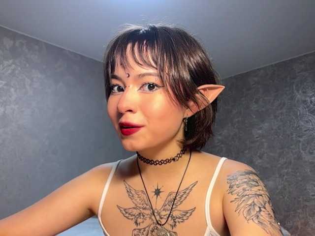 ShuPiela live webcam show