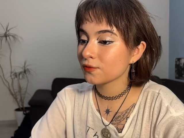 ShuPiela live cam on BongaCams