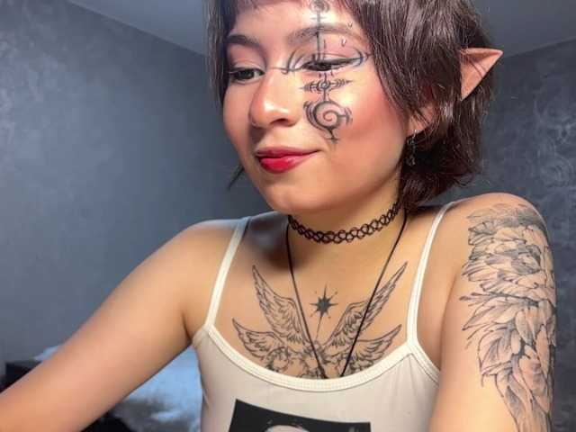 ShuPiela live cam on BongaCams