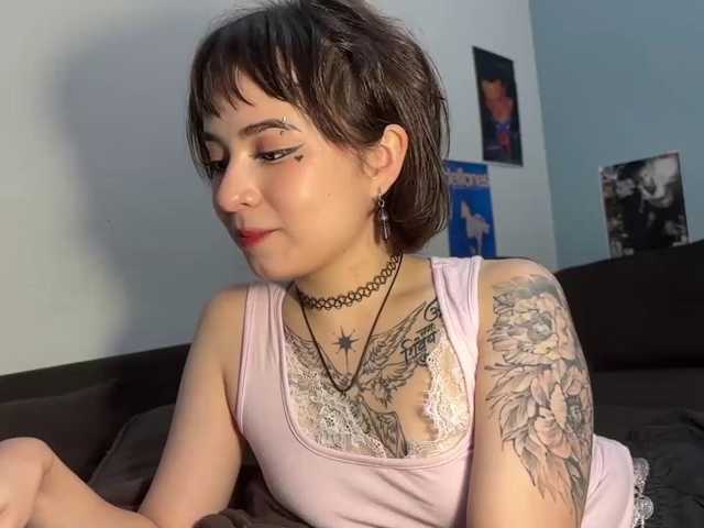 ShuPiela live cam on BongaCams