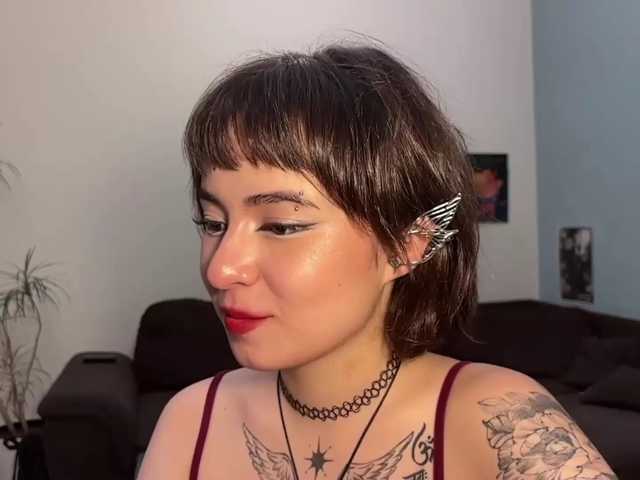ShuPiela live cam on BongaCams