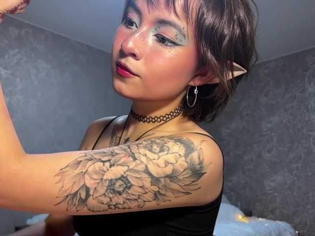 ShuPiela live cam on BongaCams