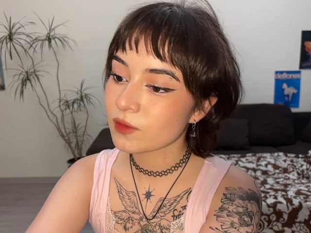 ShuPiela live cam on BongaCams