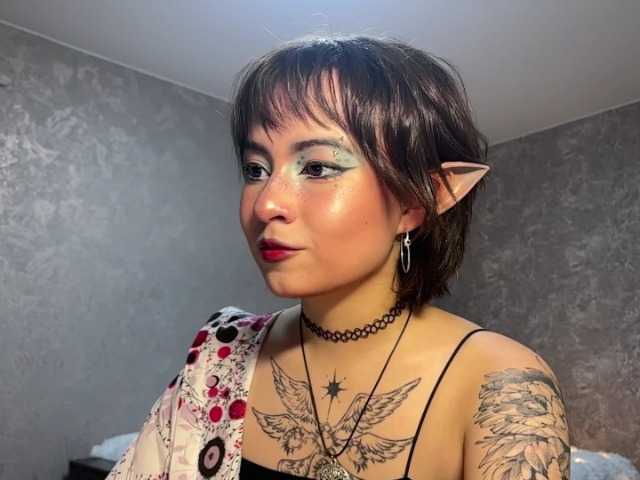 ShuPiela live cam on BongaCams