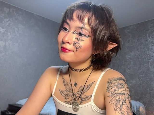 ShuPiela live cam on BongaCams