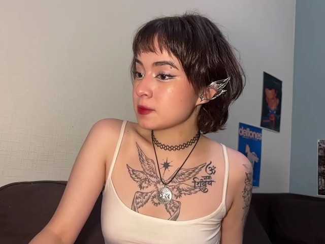 ShuPiela live cam on BongaCams