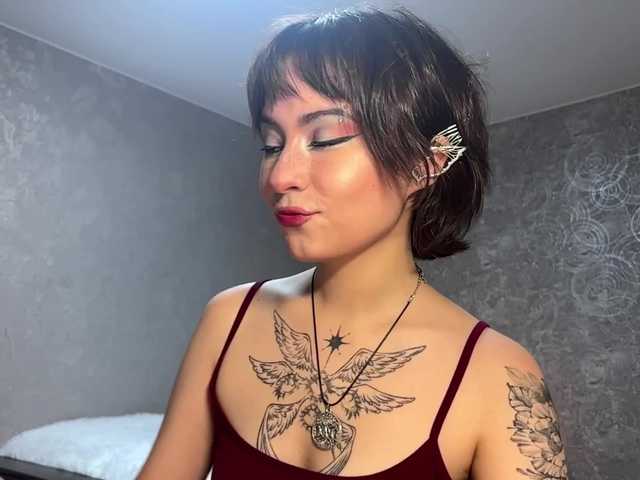 ShuPiela live cam on BongaCams
