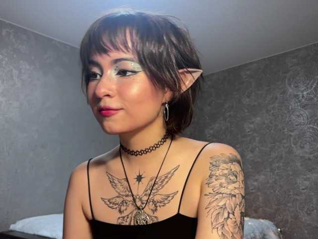 ShuPiela live webcam show