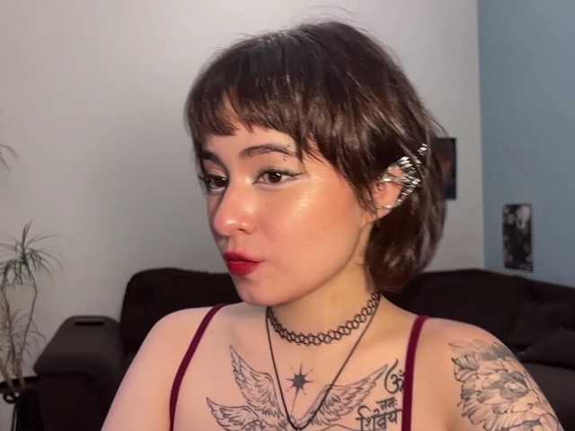 ShuPiela live cam on BongaCams