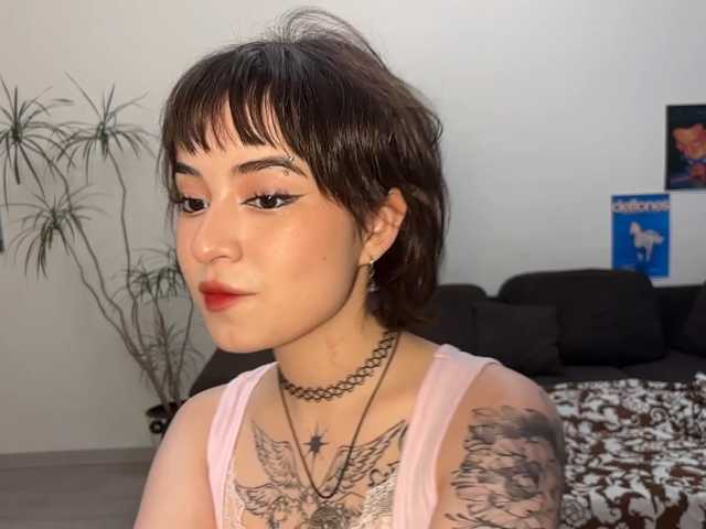 ShuPiela live cam on BongaCams