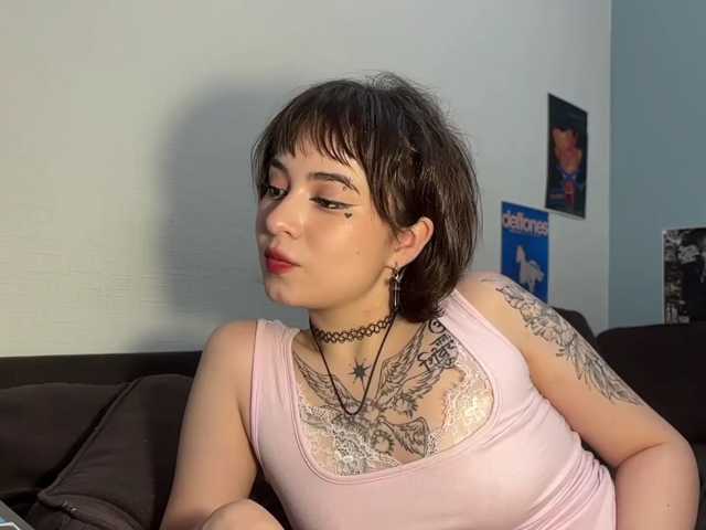 ShuPiela live cam on BongaCams