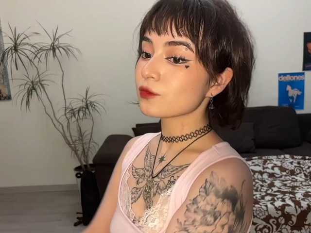 ShuPiela live cam on BongaCams