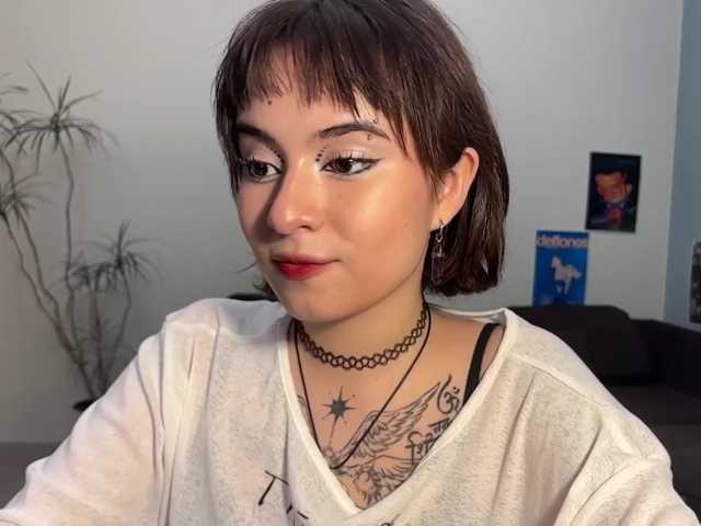 ShuPiela live cam on BongaCams