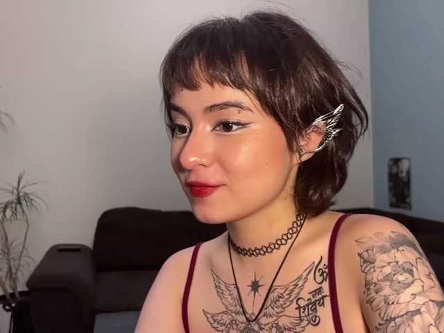 ShuPiela live cam on BongaCams