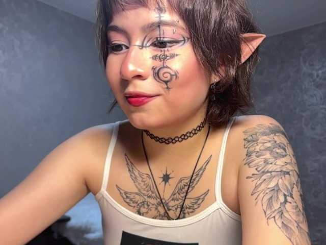 ShuPiela live cam on BongaCams