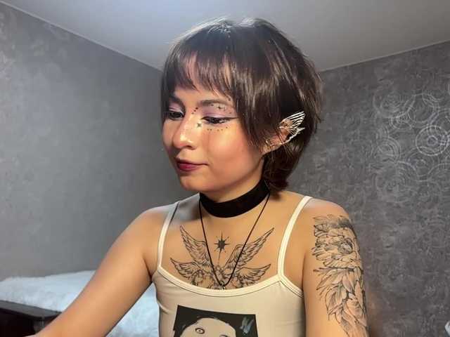ShuPiela live cam on BongaCams