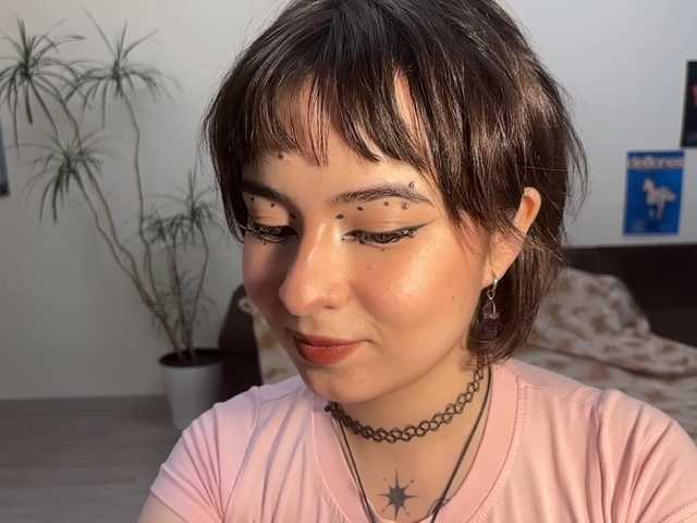 ShuPiela live cam on BongaCams