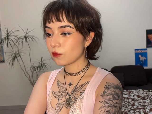 ShuPiela live cam on BongaCams
