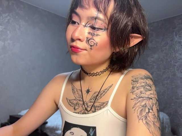 ShuPiela live cam on BongaCams