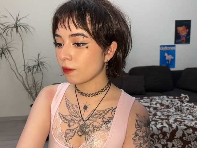 ShuPiela live cam on BongaCams