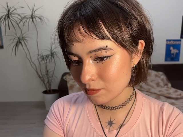 ShuPiela live cam on BongaCams