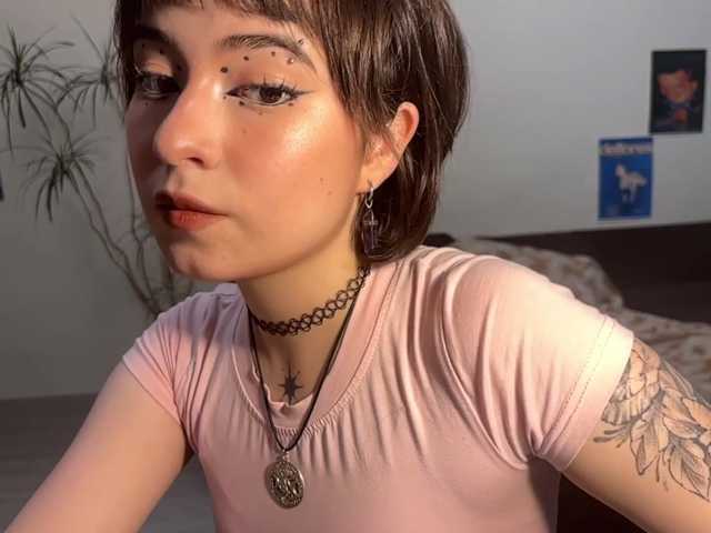 ShuPiela, live now on BongaCams