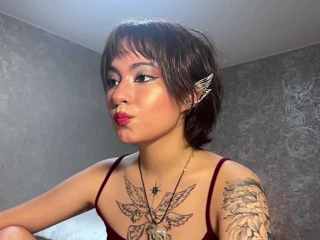 ShuPiela live cam on BongaCams