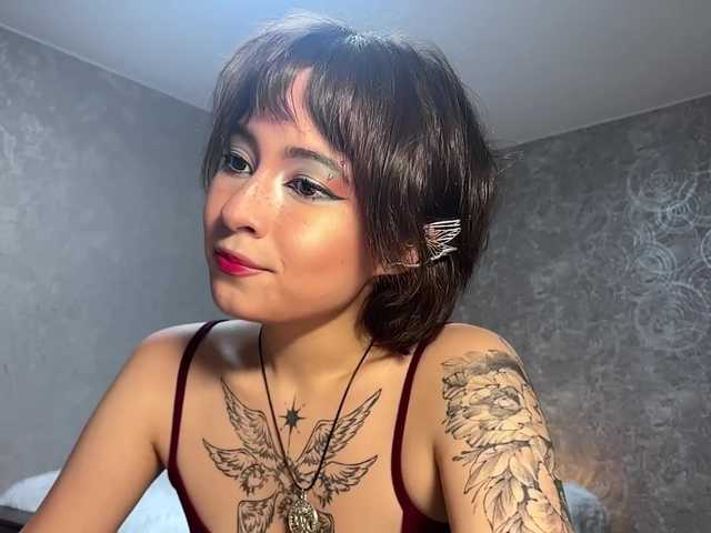 ShuPiela live cam on BongaCams