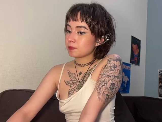 ShuPiela live cam on BongaCams