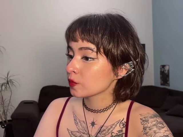 ShuPiela live cam on BongaCams