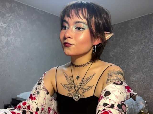 ShuPiela live cam on BongaCams