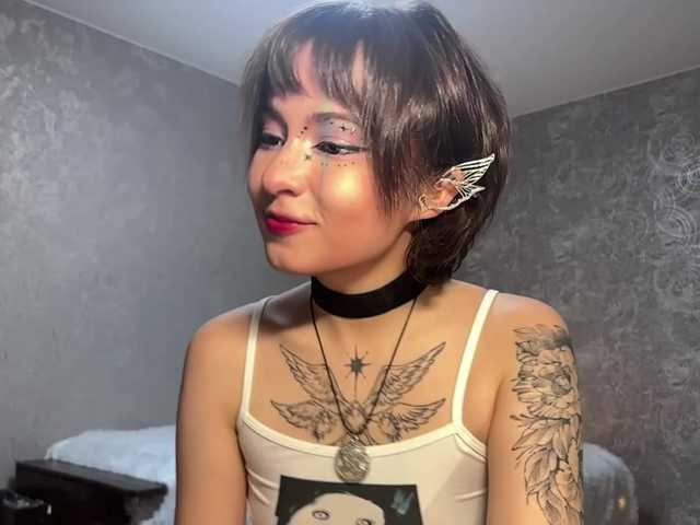ShuPiela live cam on BongaCams